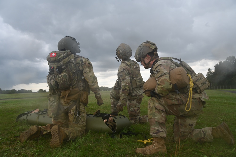 2nd Battalion, 7th Infantry Regiment: MEDEVAC Training
