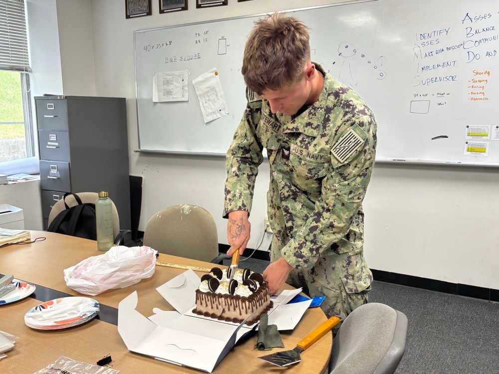 NMCB 4 Seabees Celebrate Birthday in Sasebo