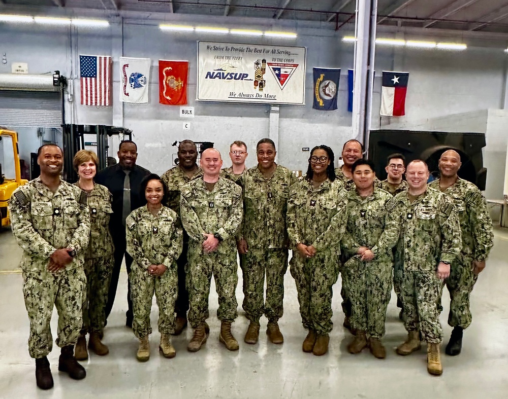 Vice Adm. English visits NAVSUP FLC Jacksonville site NAS JRB Fort Worth