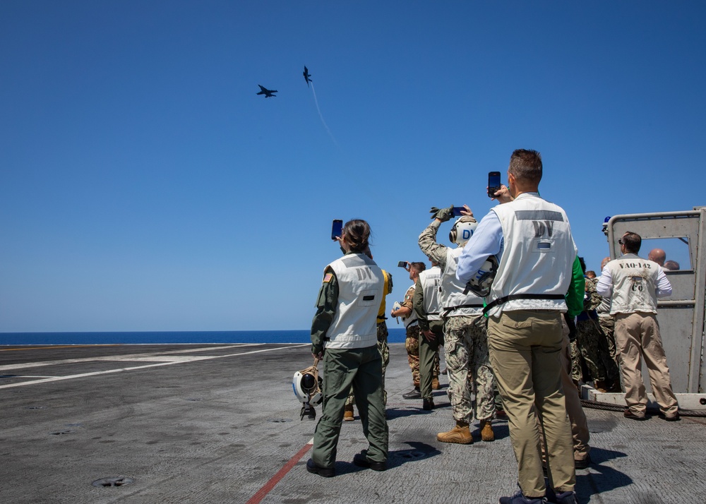 USS Gerald R. Ford (CVN 78) Hosts Senior Leaders from Allied Joint Forces Command Naples