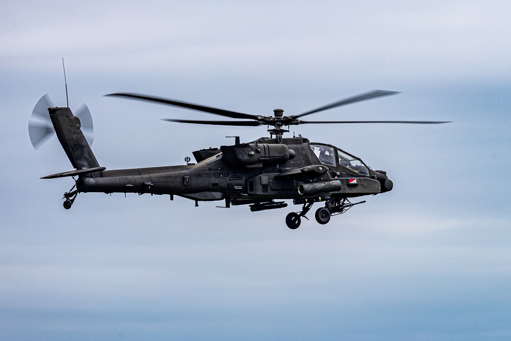 1-17 ACS Aerial Gunnery, Red over White