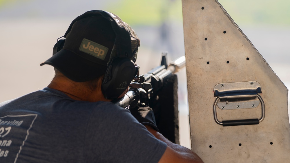 test engineer manually fires the M4A1