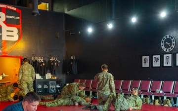 Chance Meeting Leads to Combatives Training Partnership for Oregon Guard Unit