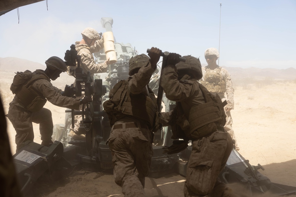 1/10B Artillery Battery conduct live fire training during SLTE 4-25