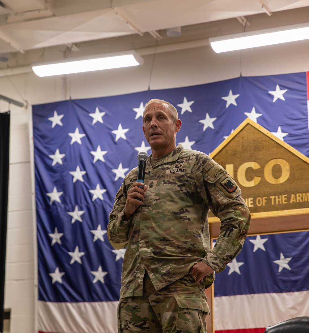 Senior Enlisted Advisor John T. Raines III visits the Tennessee National Guard