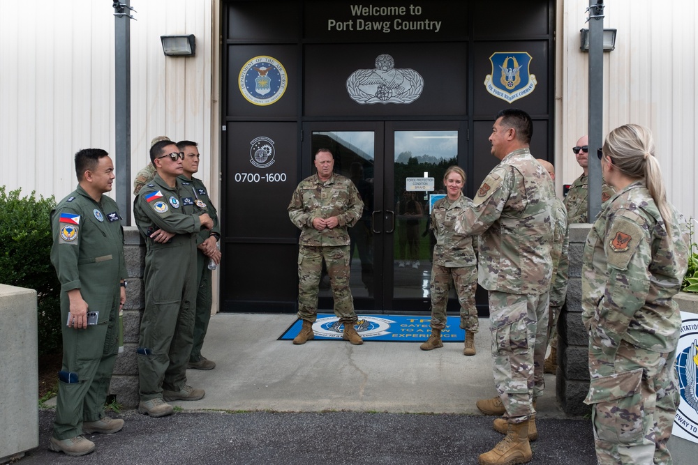 Air Force Reserve leaders host Philippine Air Force Reserve delegation to strengthen partnerships