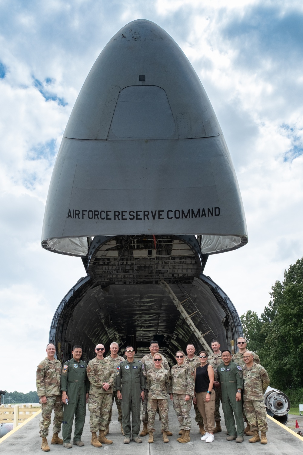 Air Force Reserve leaders host Philippine Air Force Reserve delegation to strengthen partnerships