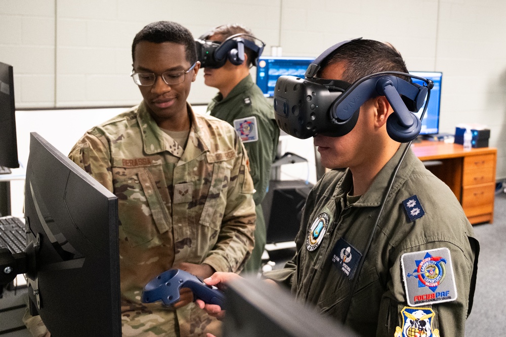 Air Force Reserve leaders host Philippine Air Force Reserve delegation to strengthen partnerships