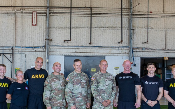 Senior Enlisted Advisor John T. Raines III visits the Tennessee National Guard