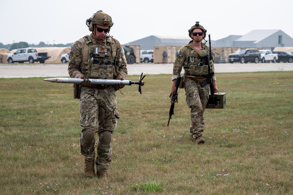 EOD team practices ordnance disposal at NS 25-2