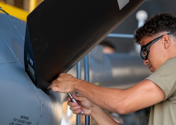Isochronal inspection on KC-135