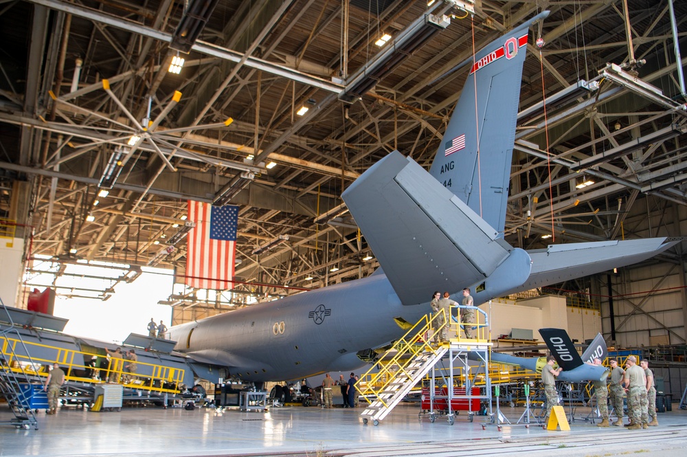 Isochronal inspection on KC-135