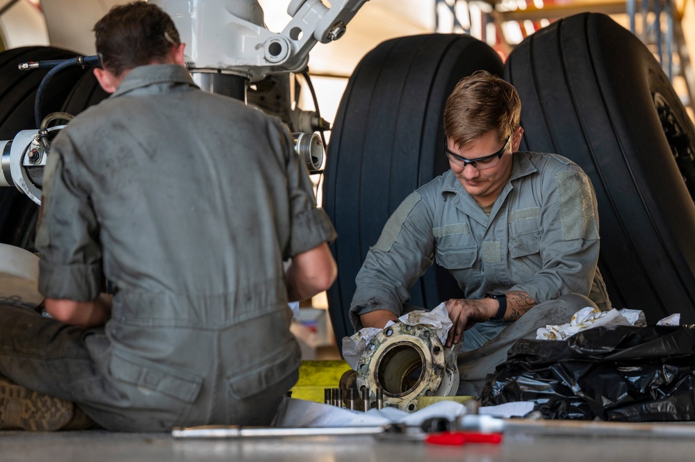 Isochronal inspection on KC-135