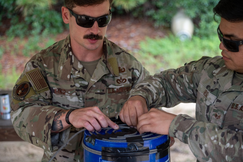 Controlled Det: 4th CES/EOD