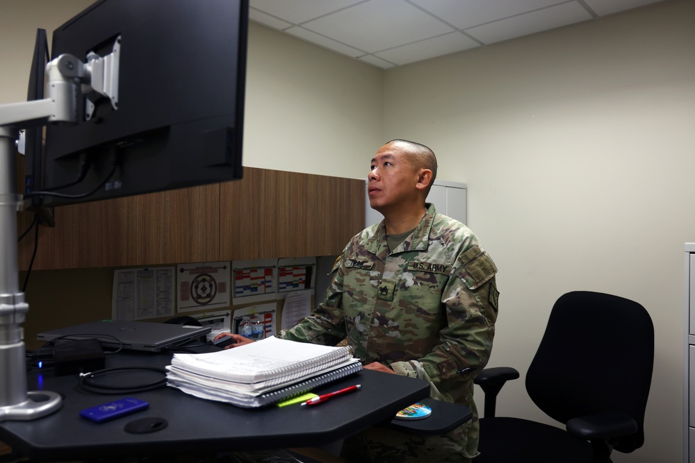 20th CBRNE Soldier earns DoD-level government service award for financial management