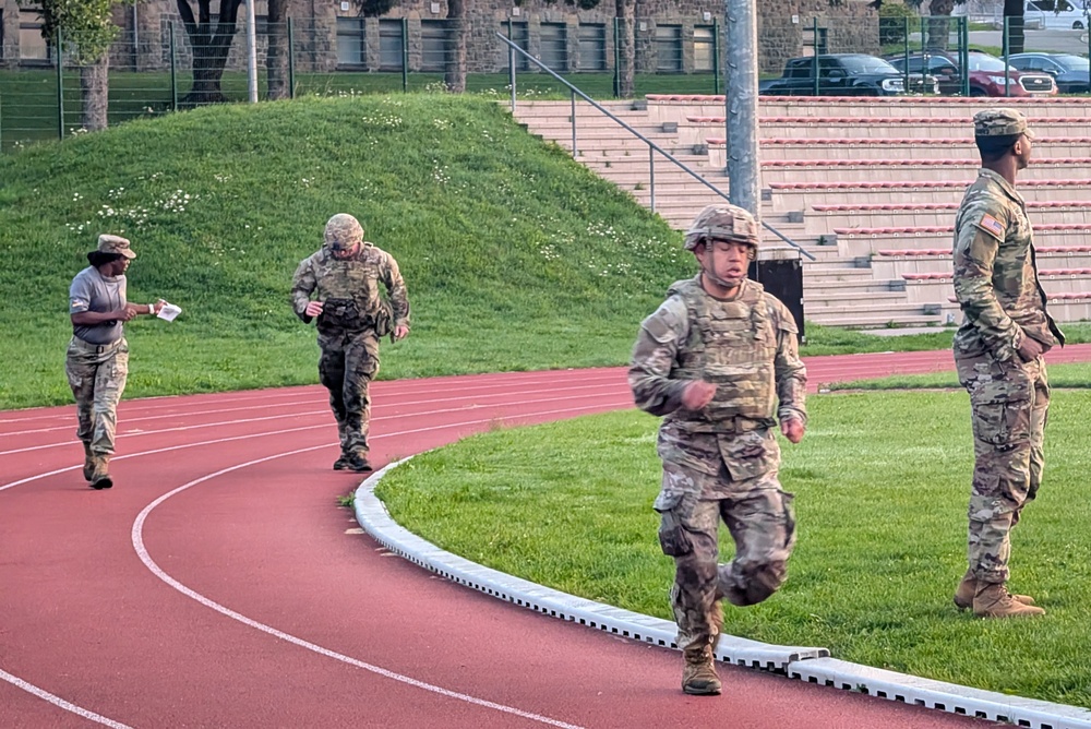 Soldier, Noncommissioned Officer, and Junior Officer of the 4th Quarter
