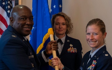 Two intelligence squadron leaders assume command