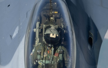 McConnell Refuels Colorado Air National Guard