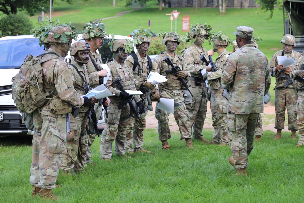 Soldier, Noncommissioned Officer, and Junior Officer of the 4th Quarter