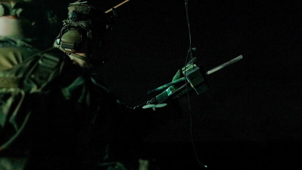 31st MEU | BLT 1/7 conducts night live-fire deck shoot