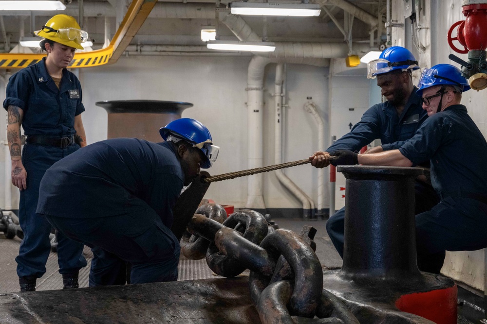 USS America (LHA 6) Conducts Sea and Anchor Detail