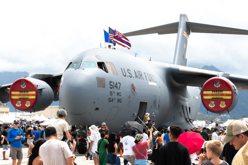 Hawaii ANG Showcases Airpower and Builds Community Connections at Kaneohe Bay Air Show