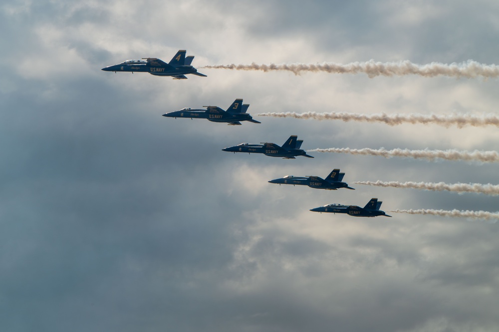 Hawaii ANG Showcases Airpower and Builds Community Connections at Kaneohe Bay Air Show
