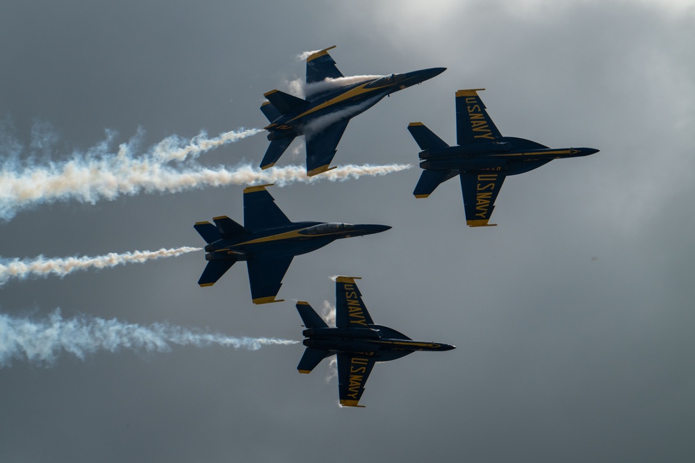 Hawaii ANG Showcases Airpower and Builds Community Connections at Kaneohe Bay Air Show