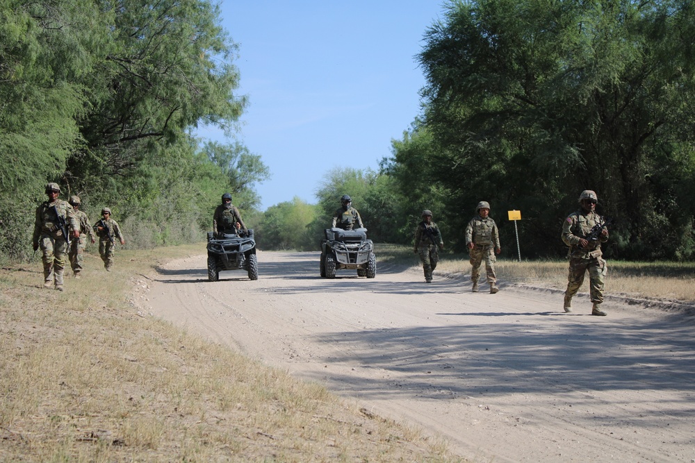 Georgia Army National Guard conducts joint foot patrol in Del Rio, Texas