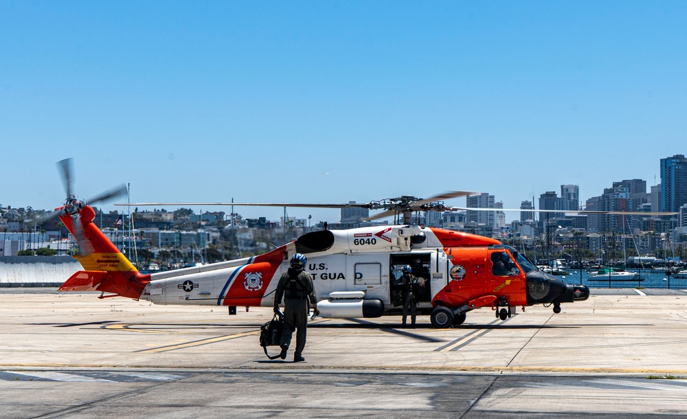 Coast Guard Sector San Diego and USS Kentucky Execute Hoist Exercise