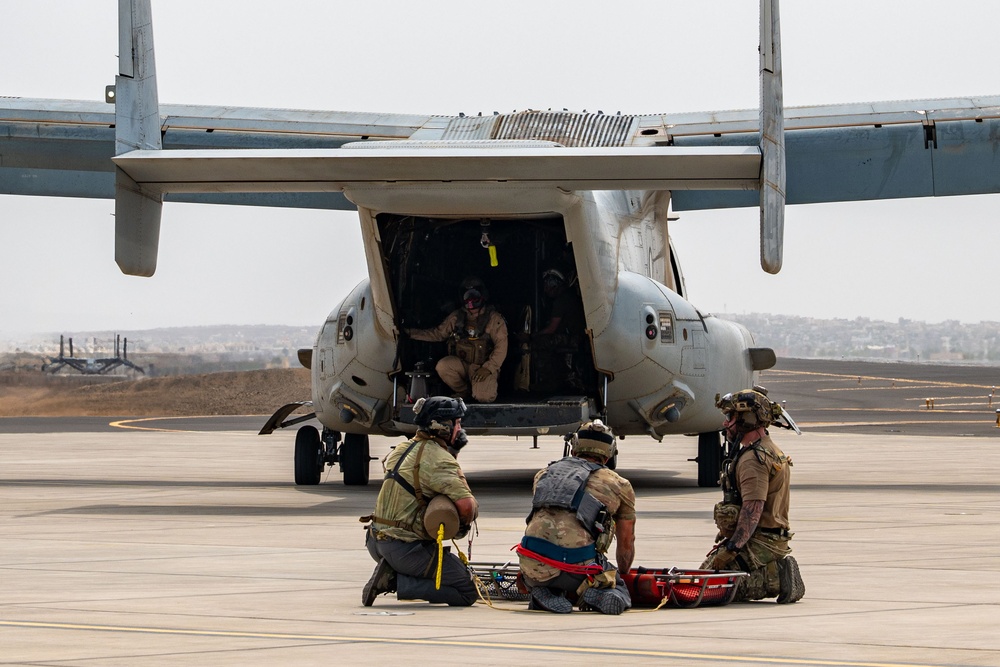 US Marines, Airmen sharpen land, sea personnel recovery capabilities for CJTF-HOA
