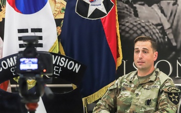 Military Intelligence NCO receives the 8th Army Pacific Victors’ Innovation Award.
