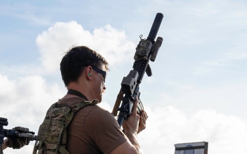 EODMU 5 Conducts Small-Arms Proficiency Shoot aboard George Washington