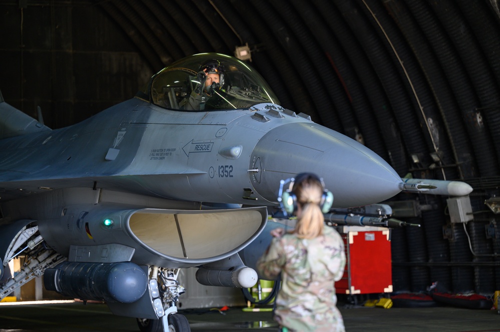Leading from the skies: Col. William Lutmer makes first flight at Spangdahlem AB as 52nd FW commander