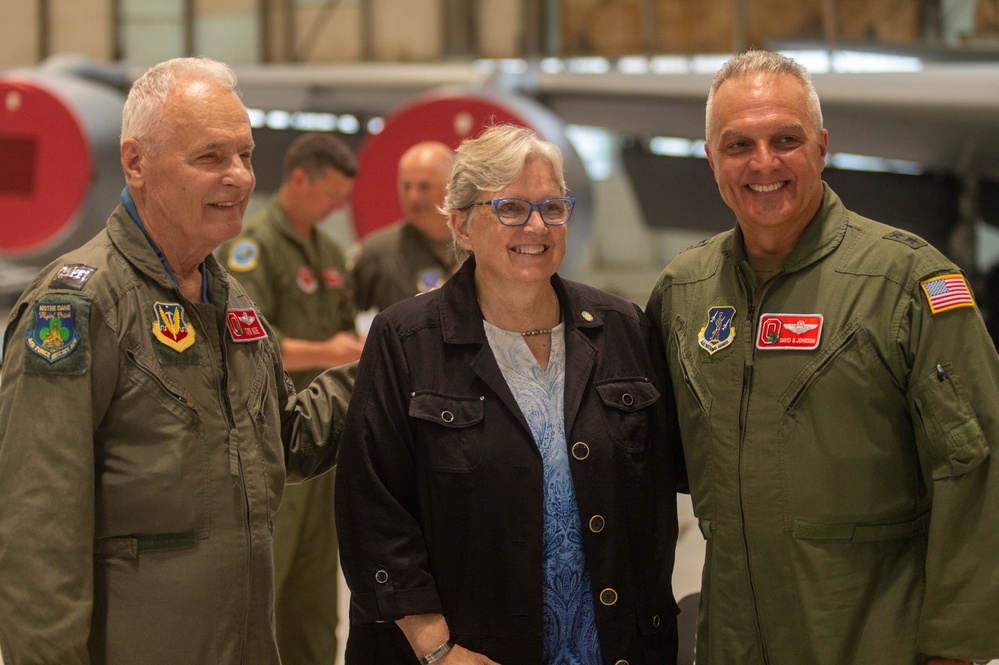 POW visits 121 ARW