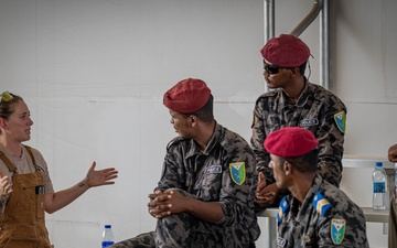 Camp Lemonnier MWD Team, Djiboutian National Police Enhance Partnership Through Joint Training