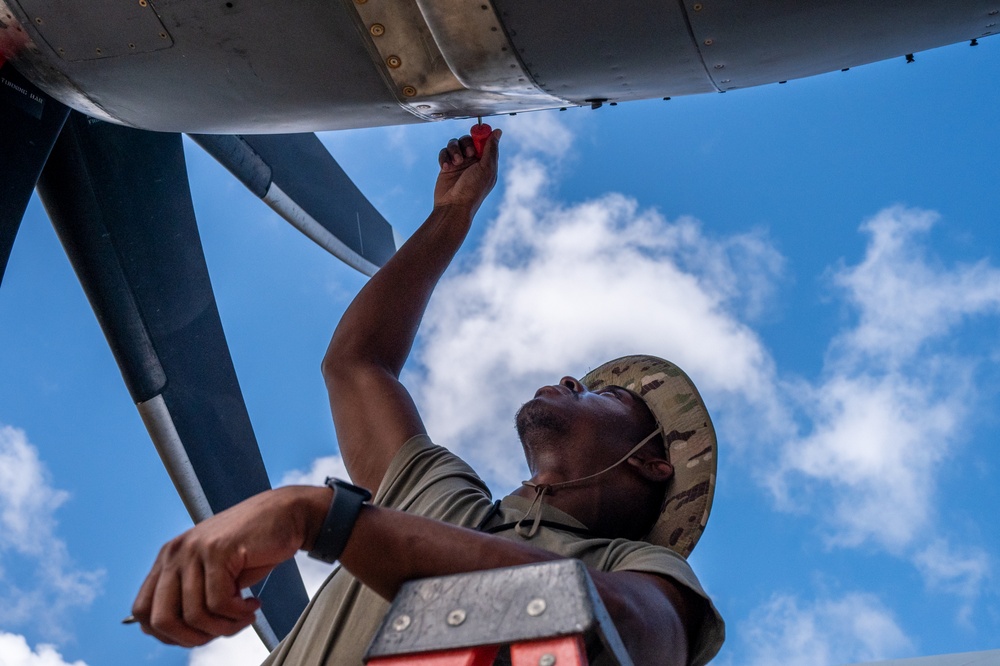 94th Airlift Wing provides airlift for CT25