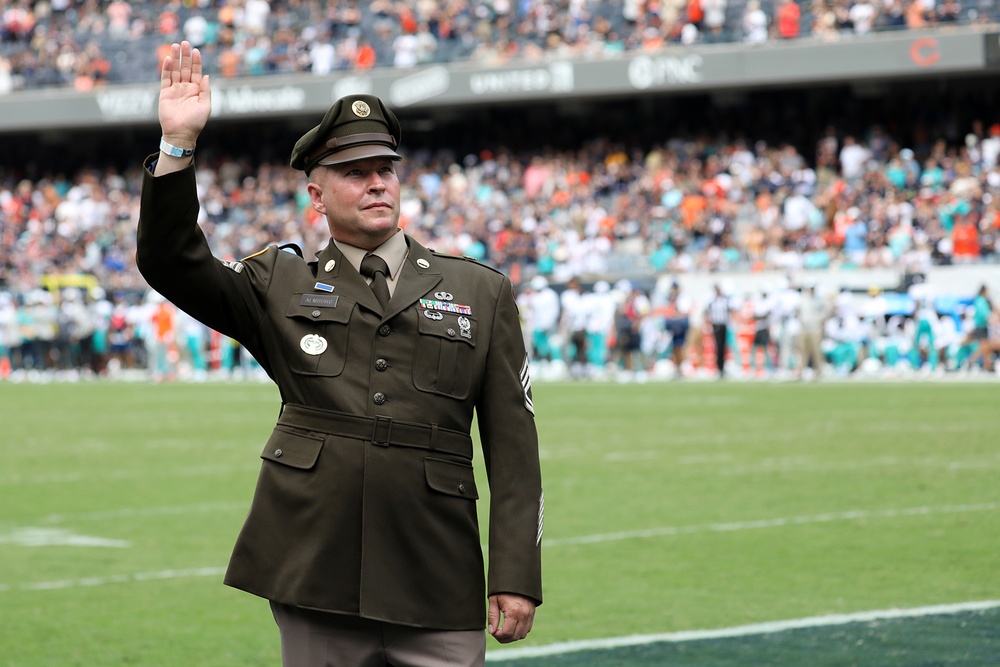 Chicago Bears honor combat veteran who battled insurgents in Iraq