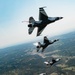 Thunderbirds Perform Photo Chase over Mt. Rushmore
