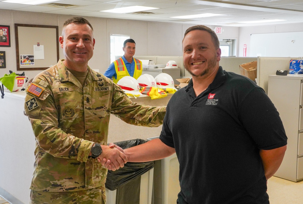 USACE employee recognized for exceptional performance