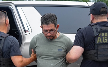 BORTAC detains an illegal alien in Frederick, Md.