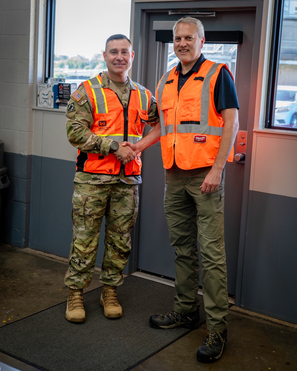 USACE employee recognized for exceptional performance