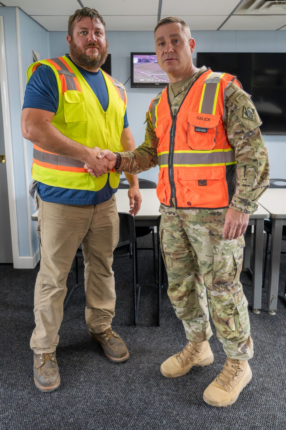 USACE employee recognized for exceptional performance