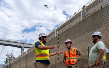 USACE Command Sergeant Major visits the Louisville District