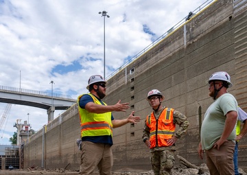 USACE Command Sergeant Major visits the Louisville District