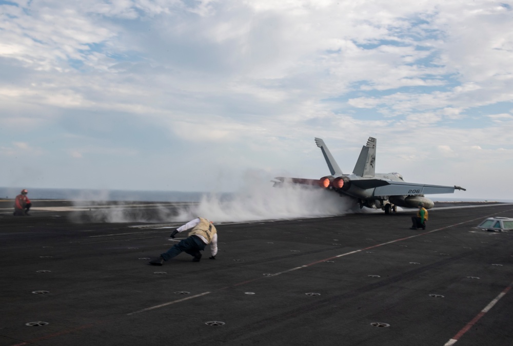 USS Carl Vinson flies off Carrier Air Wing 2