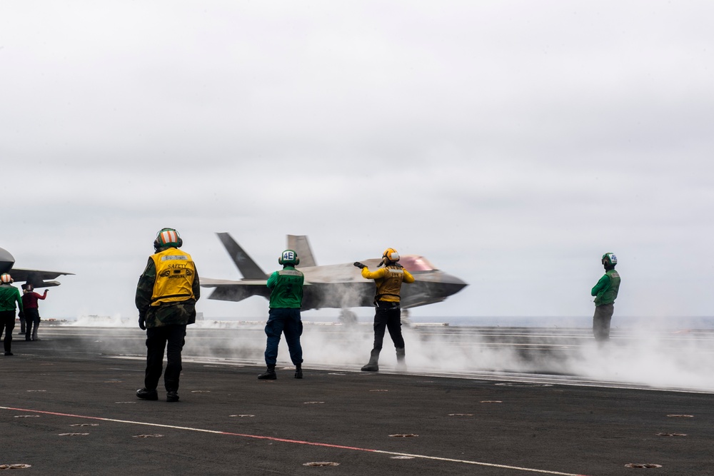 USS Carl Vinson flies off Carrier Air Wing 2