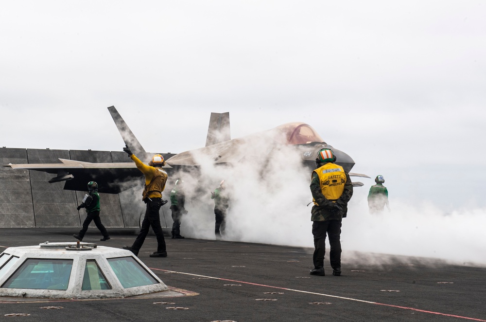USS Carl Vinson flies off Carrier Air Wing 2
