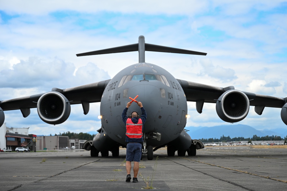 Altus Airmen debut first KC-46, C-17 refueling demo in Canada