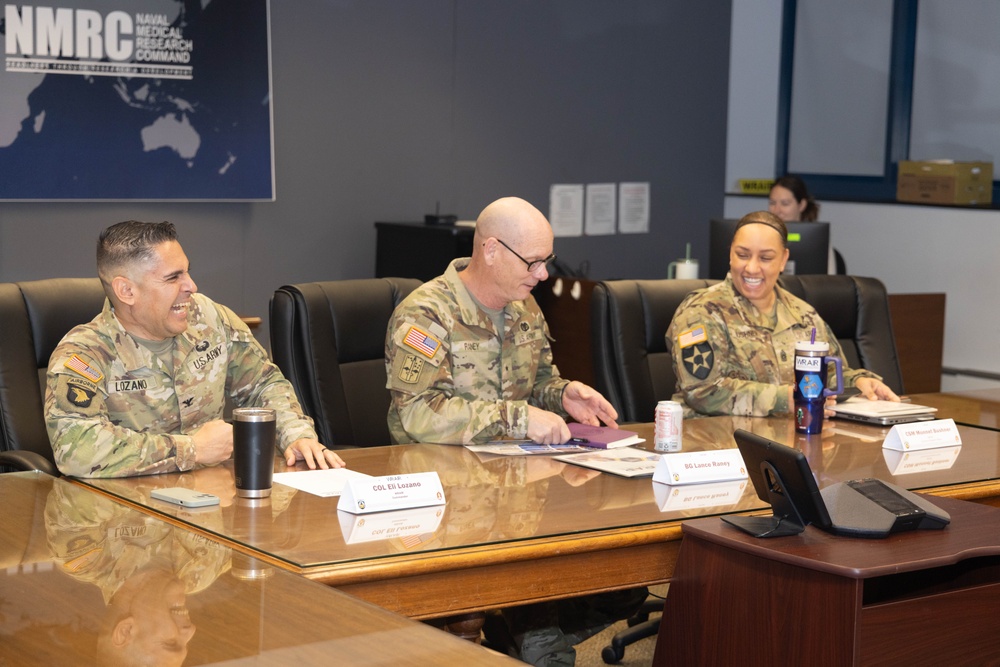 BG Raney Visit WRAIR